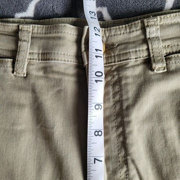 Marine Layer Wide Leg Pants in Olive - Picture 4 of 11